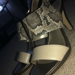 lizard pattern heels